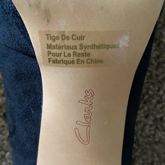 Clarks Delsie Joy Black Suede Heels - Picture 5 of 7